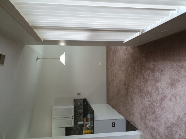 Building Photo - 1103 Stratford Ct