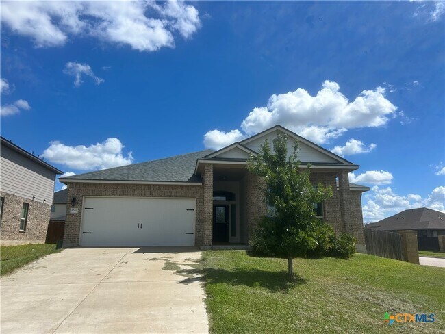 Primary Photo - 1203 Kiskadee Branch Dr