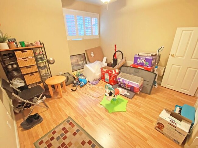 Building Photo - 1715 Salamoni Ct