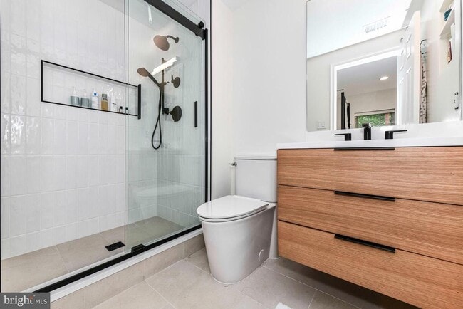 Building Photo - 46342 Summerhill Pl