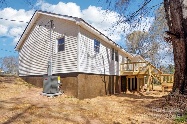 Building Photo - 132 Shady Grove Rd
