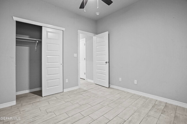 Building Photo - 11133 Blazing Star Pl