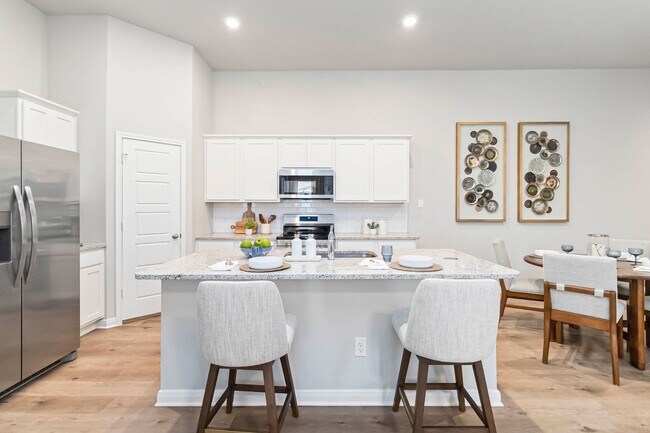 Building Photo - Brand New Amanda Park Townhome | 3 Bed, Private Yard & Modern Finishes