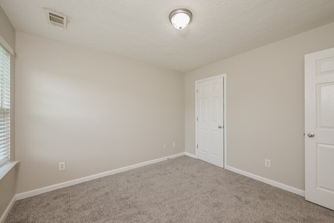 Building Photo - 4353 Grant Forest Cir