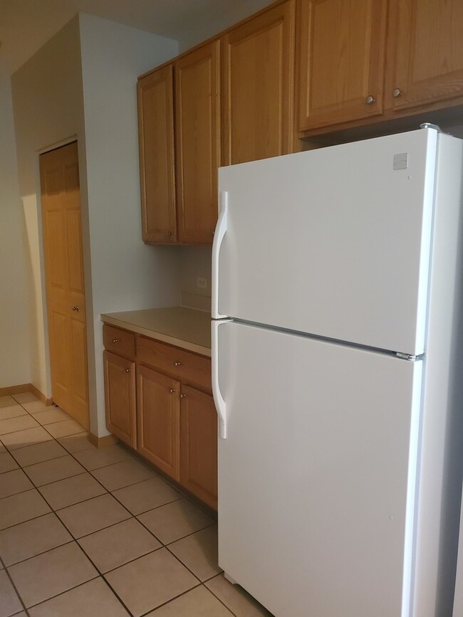 Building Photo - 1236 Brookdale Dr