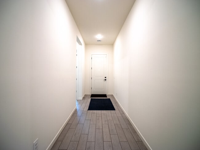 Building Photo - 8014 W Nicolet Ave