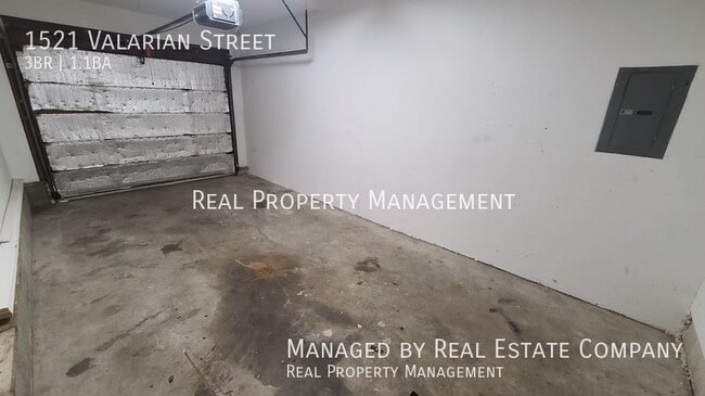 Building Photo - 1521 Valarian St