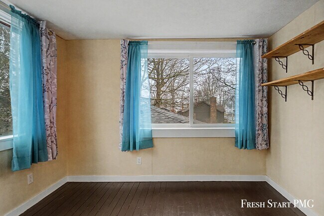 Building Photo - Charm Meets Modern Living in the Heart of Stanton