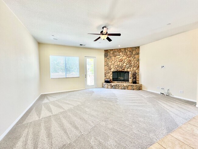 Building Photo - 31340 Aussie Ln
