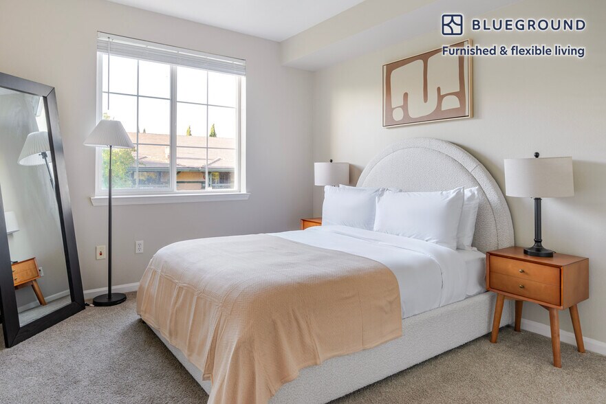 Building Photo - 700 Agnew Rd