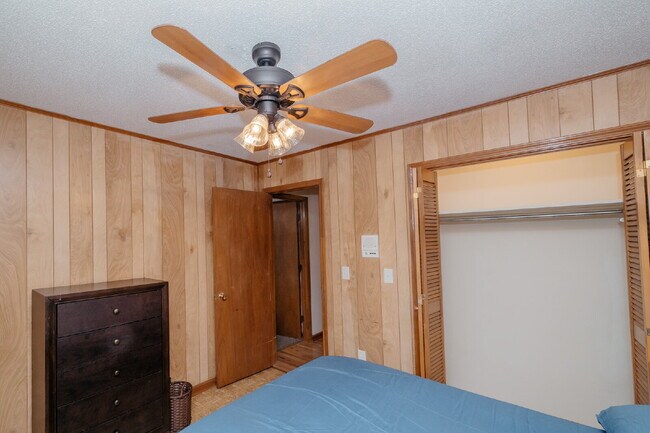 Building Photo - Fully Furnished Charleston Rental Near Folly Beach – Utilities Included | $3,100/Month
