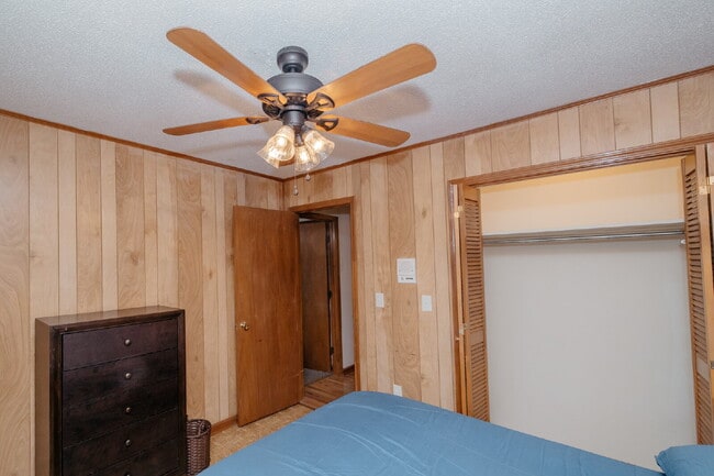 Building Photo - Fully Furnished Charleston Rental Near Folly Beach – Utilities Included | $3,600/Month