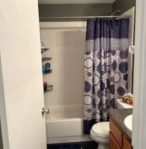 Building Photo - 5950 Oakwood Dr
