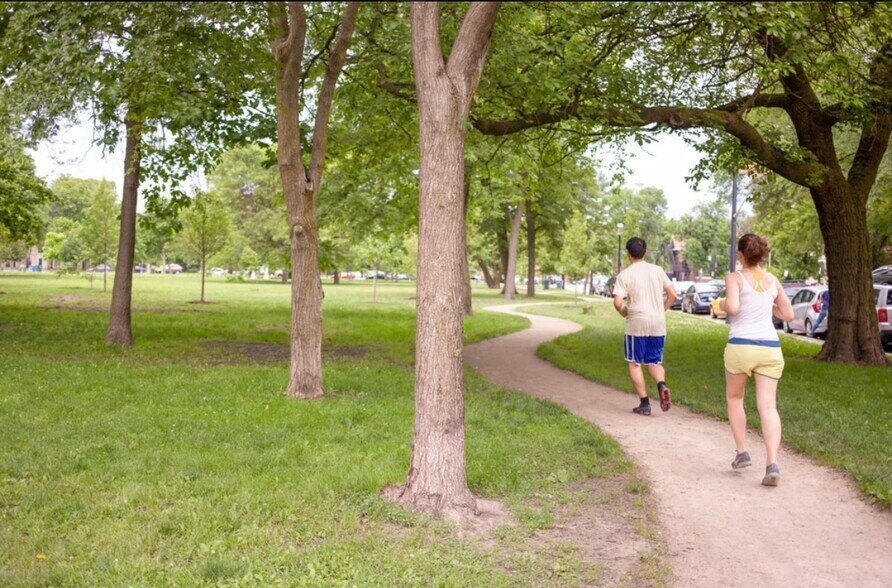Building Photo - 2117 N Kedzie Blvd