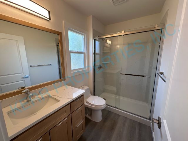 Building Photo - Charming 2-Bed, 2-Bath Duplex Retreat in V...