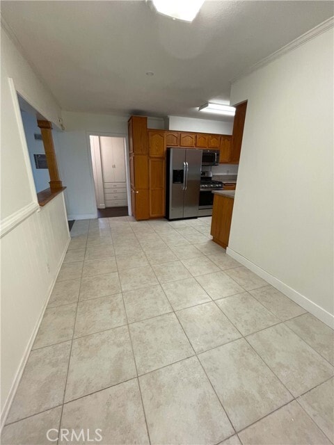 Building Photo - 4433 Los Serranos Blvd