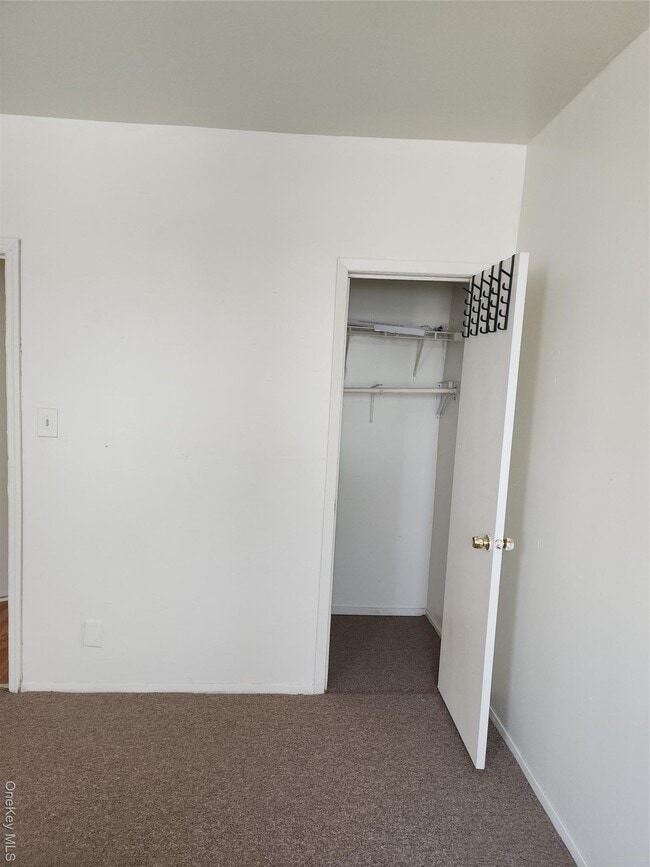 Building Photo - 205-11 Hollis Ave