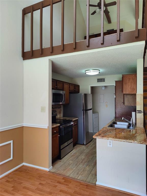 Building Photo - 8279 Sands Point Dr