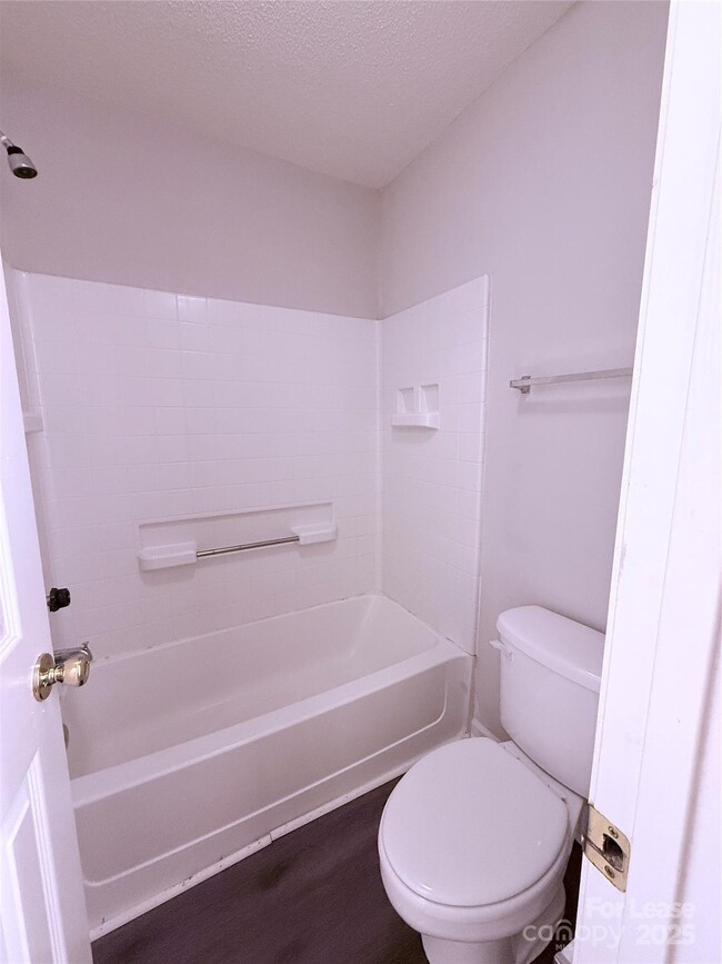 Building Photo - 9119 Exbury Ct