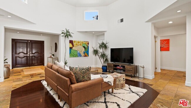 Building Photo - 4624 Conchita Way