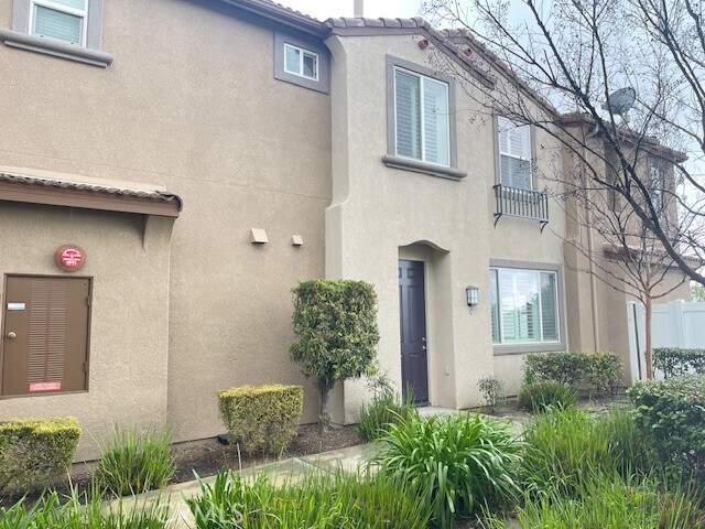 Primary Photo - 27879 Cactus Ave