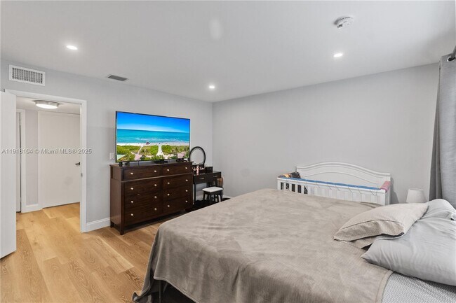 Building Photo - 8089 SW 18th Ct