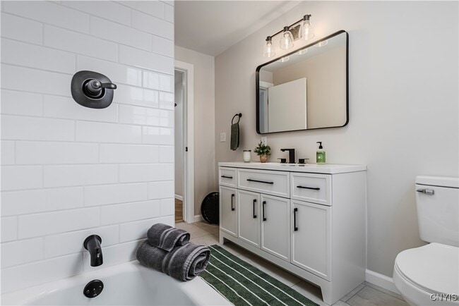 Building Photo - 63 Higby Rd