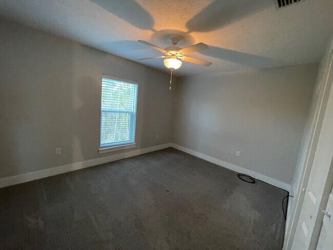 Building Photo - 143 Reef Dr