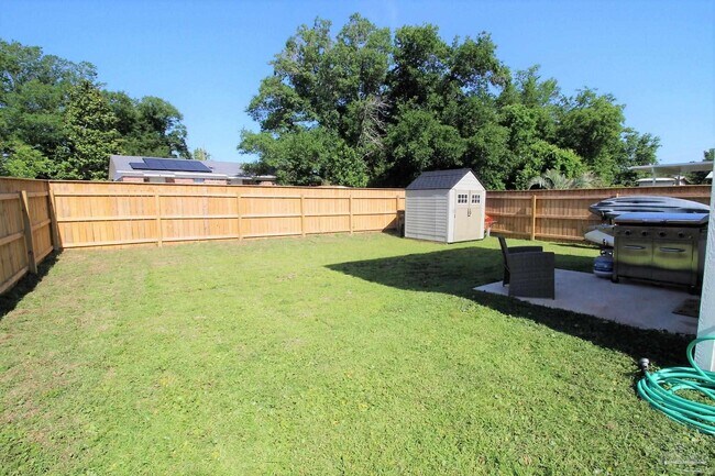 Building Photo - 5245 Viking Rd