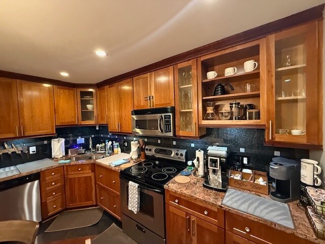 Building Photo - 425 N Church St