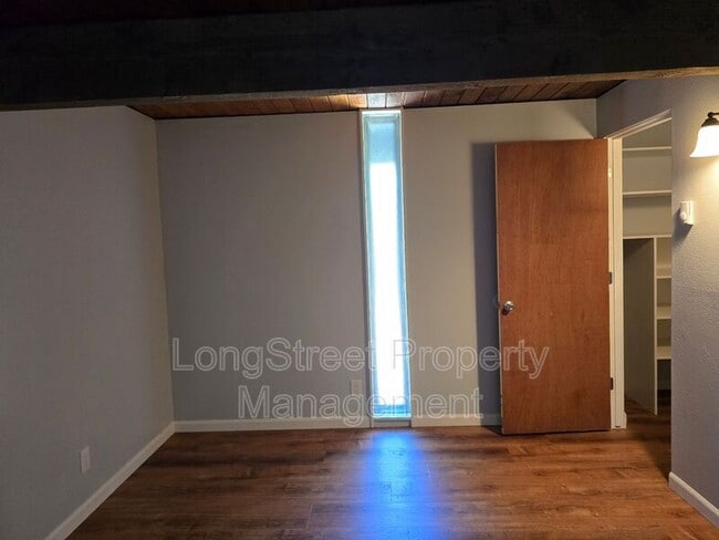 Building Photo - 829 NW 26th