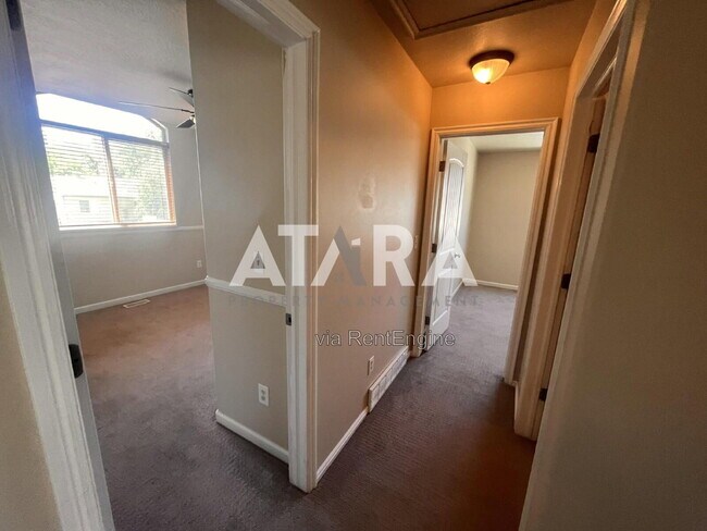 Building Photo - 754 Stonne Ln