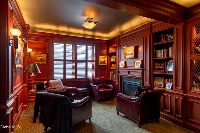 Building Photo - 164 High Rock Ave