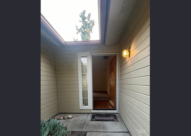 Building Photo - Charming Boise Rental in a Central Location