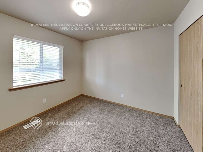 Building Photo - 10912 181st Ave Pl E