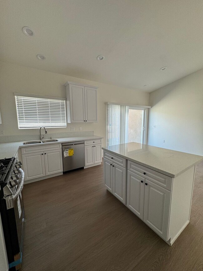 Building Photo - ***New Rental Home***