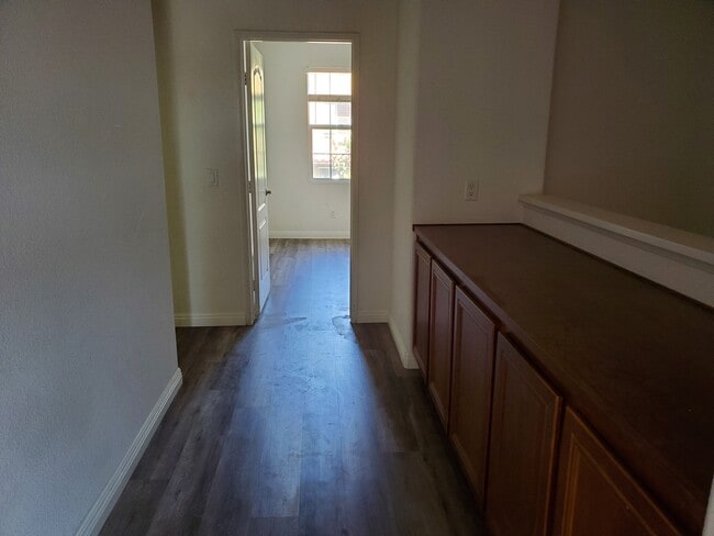 Building Photo - 6108 Alida Row