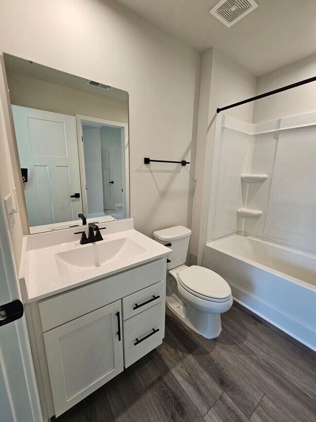 Building Photo - 3 bedroom 3.5 Bath - Long Term Rental in Myrtle Beach, SC