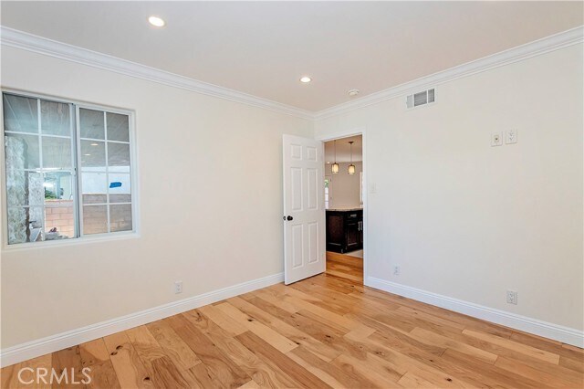 Building Photo - 43617 Fern Ave
