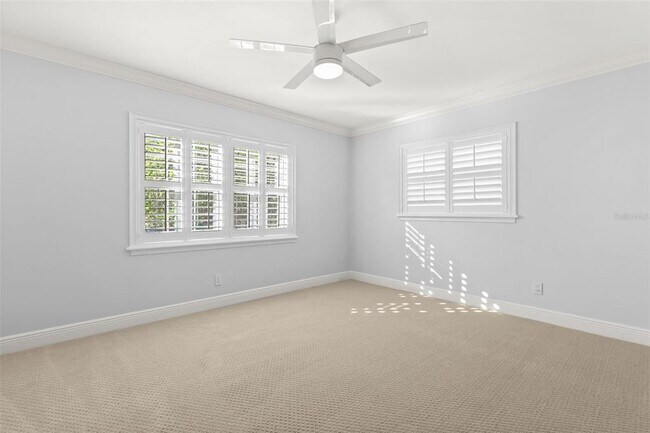 Building Photo - 2220 Vía Tuscany