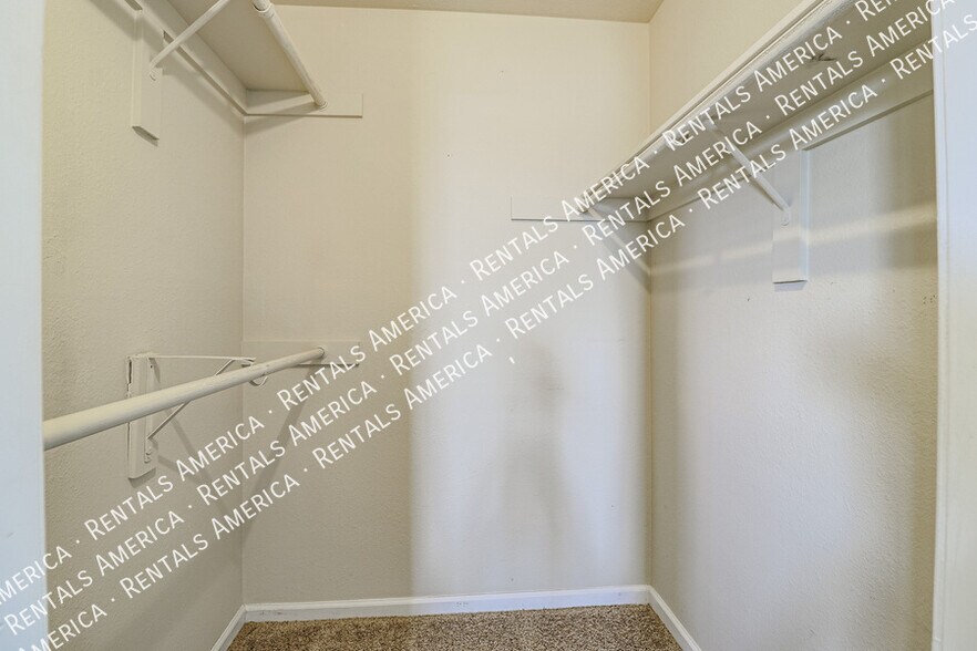 Building Photo - 4354 N 82nd St