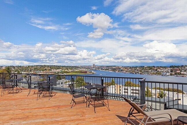 Building Photo - 1Bd/1Ba Seattle Condo