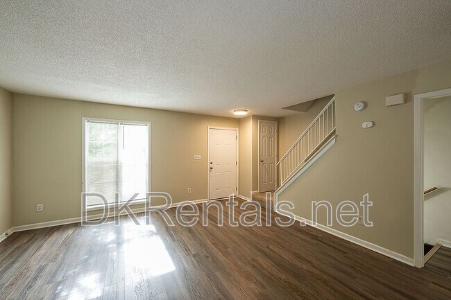 Building Photo - 3536 Kennesaw Station Dr
