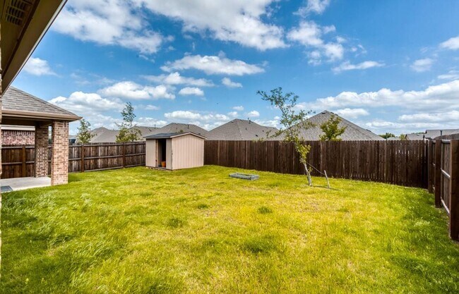Building Photo - 3204 Brazos Dr E
