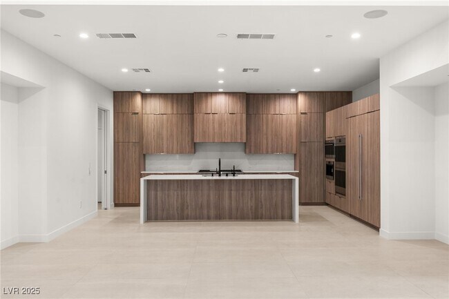 Building Photo - 7385 Heron Cyn Ct