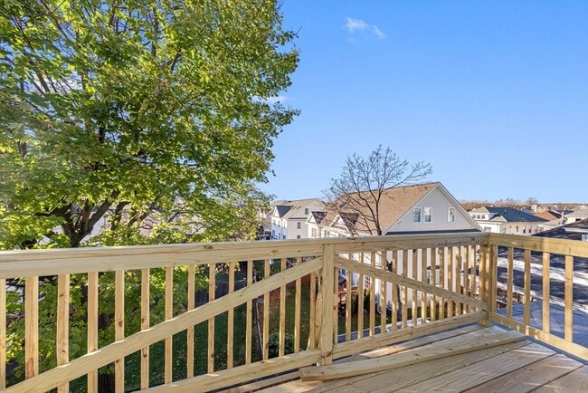 Building Photo - 62-64 Bradbury Ave