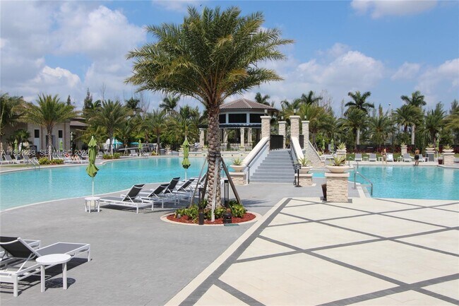 Building Photo - 8899 NW 98th Ave