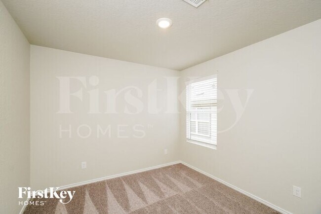 Building Photo - 13131 Rosemary Cove
