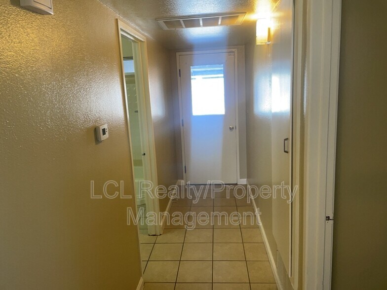 Building Photo - 28200 Winged Foot Dr