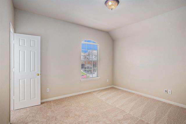 Building Photo - 4213 Sharondale Dr